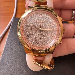 Michael Kors rose gold & pink watch, w/chunky band. Beautiful, needs battery.